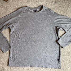 Patagonia Men's long sleeve shirt size X-LARGE.